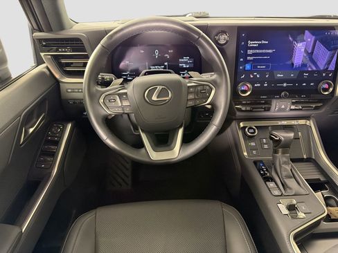 Used 2024 Lexus GX 550 w/ Accessory Package (Z1) image 23