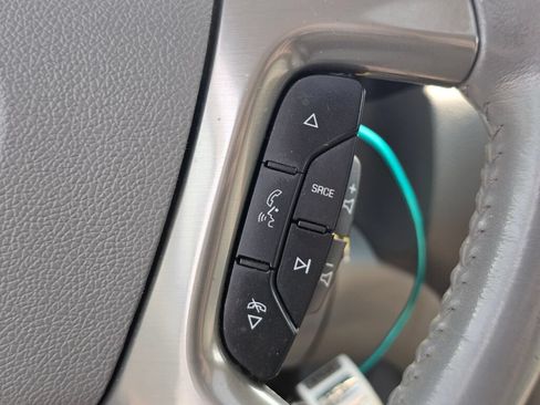 Used 2010 Chevrolet Tahoe LTZ AWD/4WD image 35