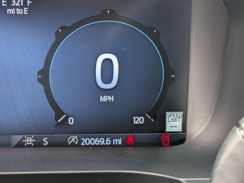 Certified 2024 Ford F150 XLT w/ Equipment Group 303A High image 22