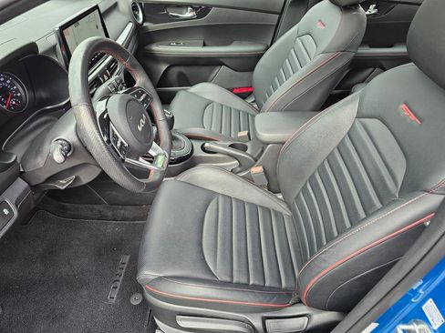 Used 2022 Kia Forte GT image 16