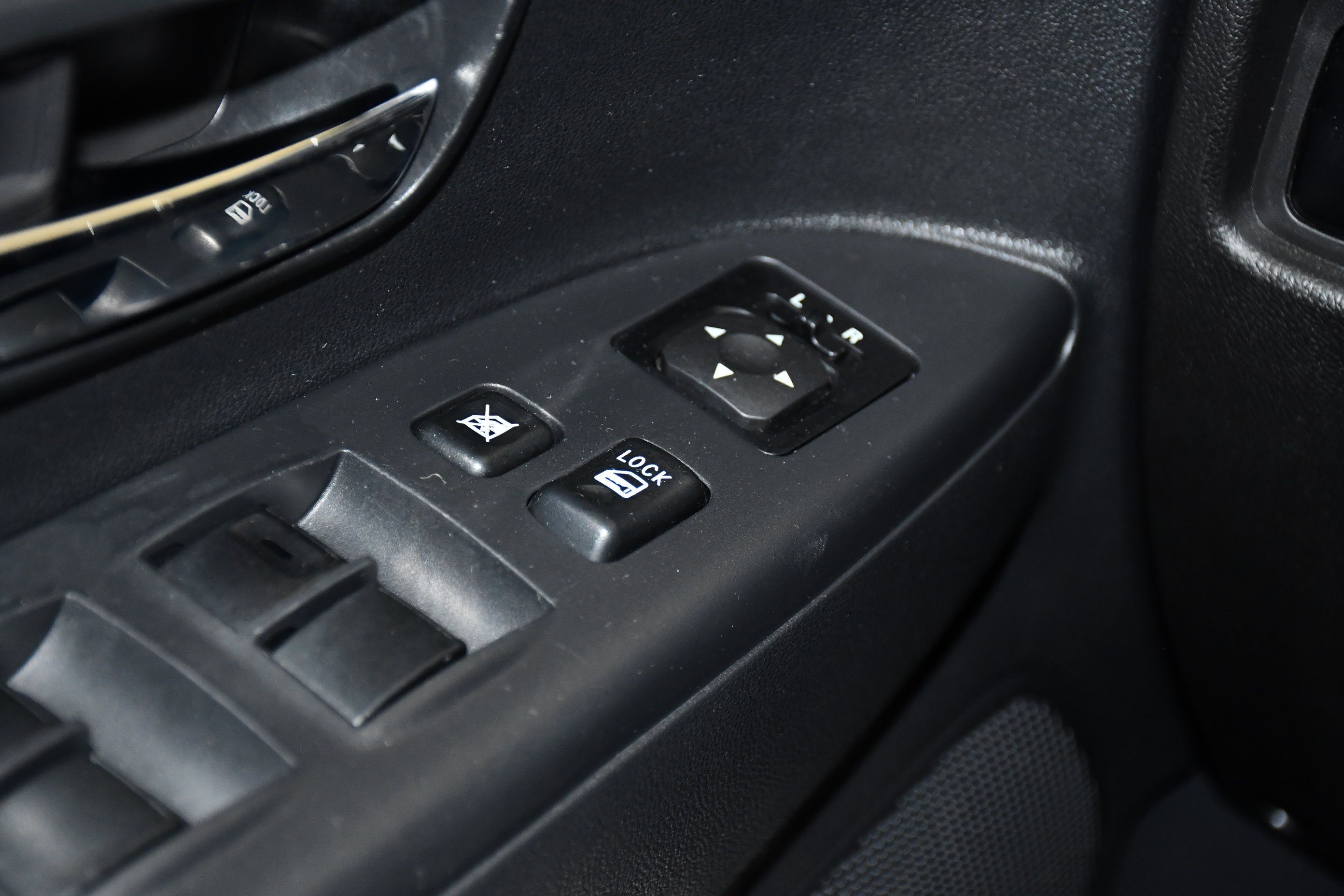 Used 2024 Mitsubishi Outlander Sport ES AWD/4WD image 33