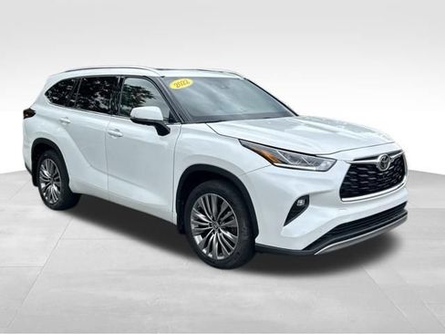 Used 2022 Toyota Highlander Platinum AWD/4WD image 7