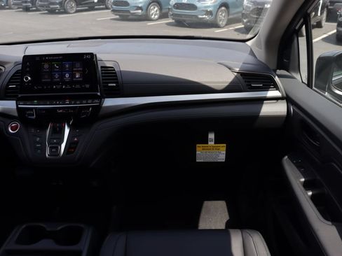 Used 2026 Honda Odyssey EX-L image 17