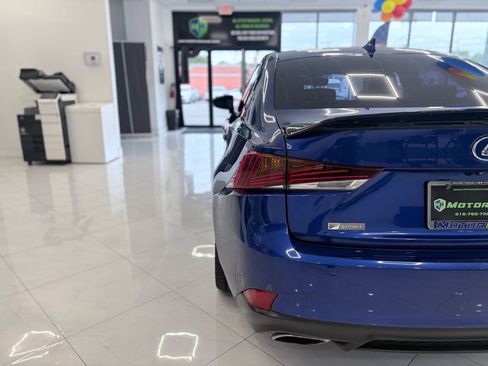 Used 2017 Lexus IS 200t F Sport w/ F Sport Package RWD image 13