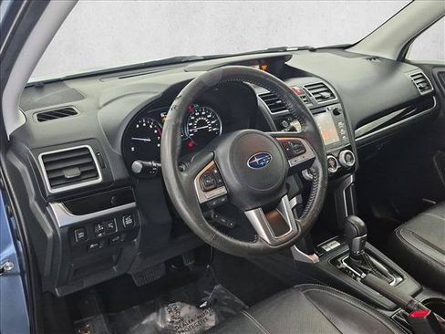 Used 2017 Subaru Forester 2.5i Touring AWD/4WD image 10