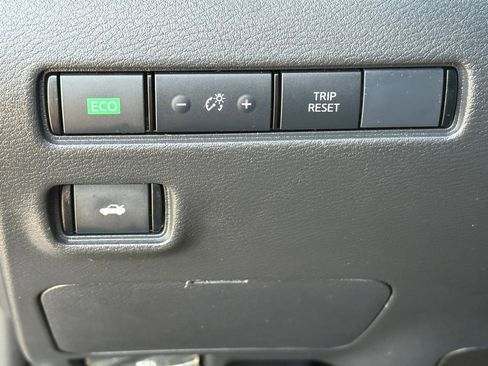 Certified 2025 Nissan Sentra SV w/ All-Weather Package image 19