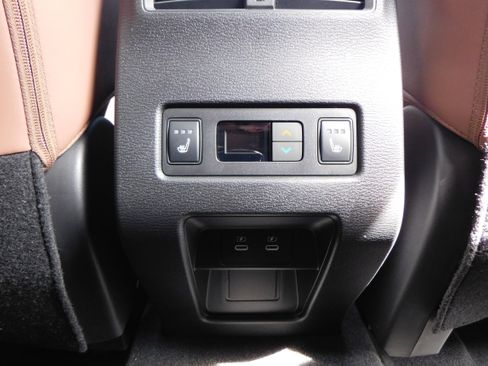 New 2025 Mitsubishi Outlander SEL image 44