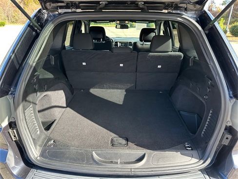 Used 2016 Jeep Grand Cherokee Laredo w/ Quick Order Package 23E image 28