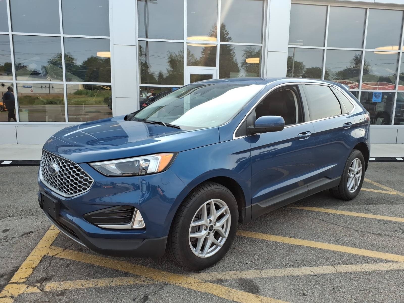 Used 2023 Ford Edge SEL w/ Convenience Package AWD/4WD image 1