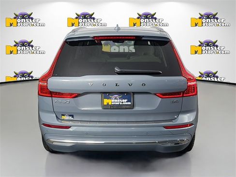 Used 2023 Volvo XC60 B5 Ultimate w/ Protection Package image 6