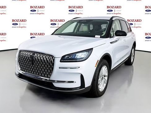 New 2026 Lincoln Corsair Premiere FWD image 4