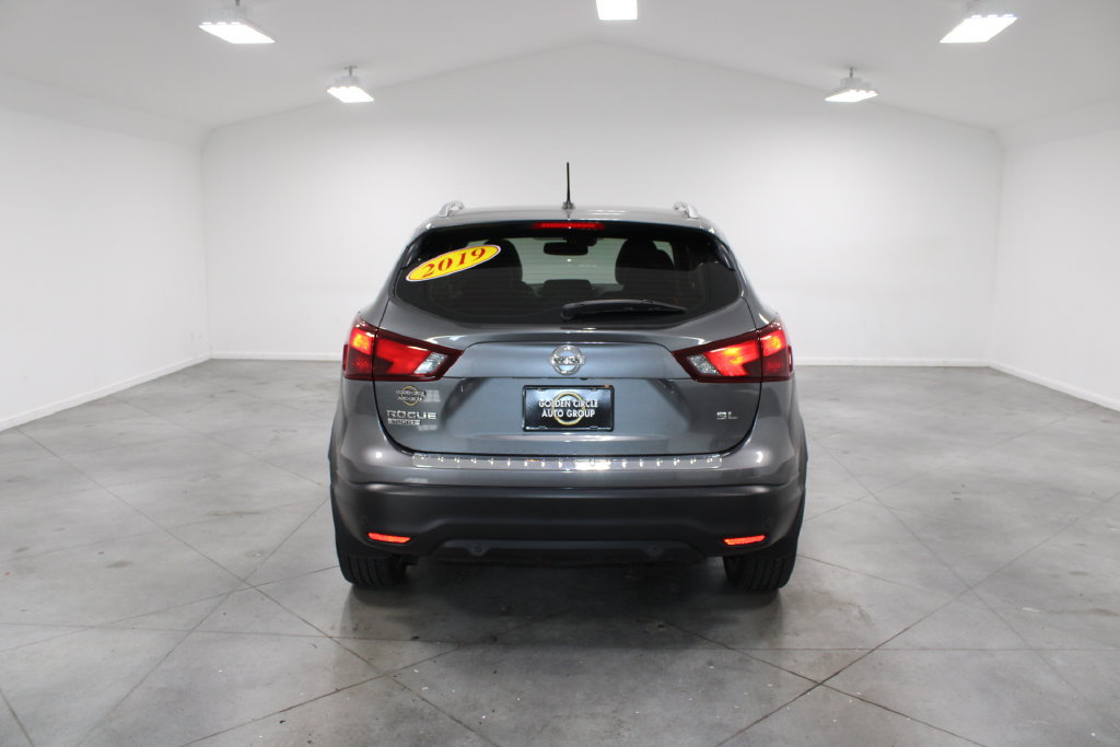 Used 2019 Nissan Rogue Sport SL w/ Premium Package FWD image 8