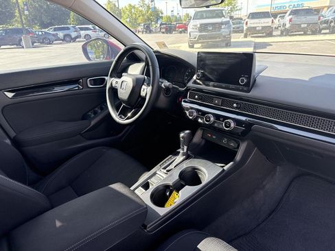 Used 2024 Honda Civic EX image 27