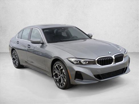 Used 2026 BMW 330i xDrive Sedan w/ Premium Package AWD/4WD image 7