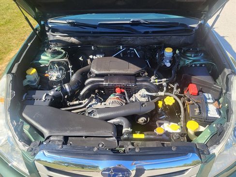 Used 2012 Subaru Outback 2.5i Limited w/ Moonroof Pkg image 27