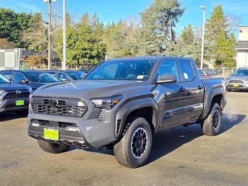 New 2026 Toyota Tacoma TRD Off-Road image 3