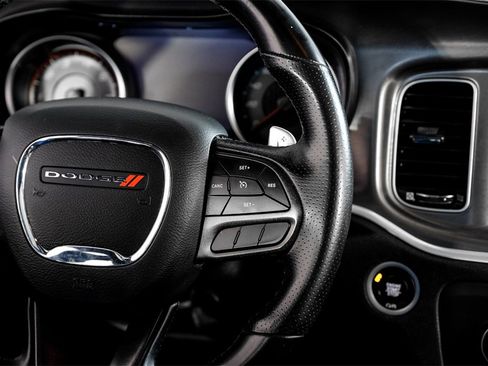 Used 2020 Dodge Charger R/T w/ Navigation & Travel Group image 14