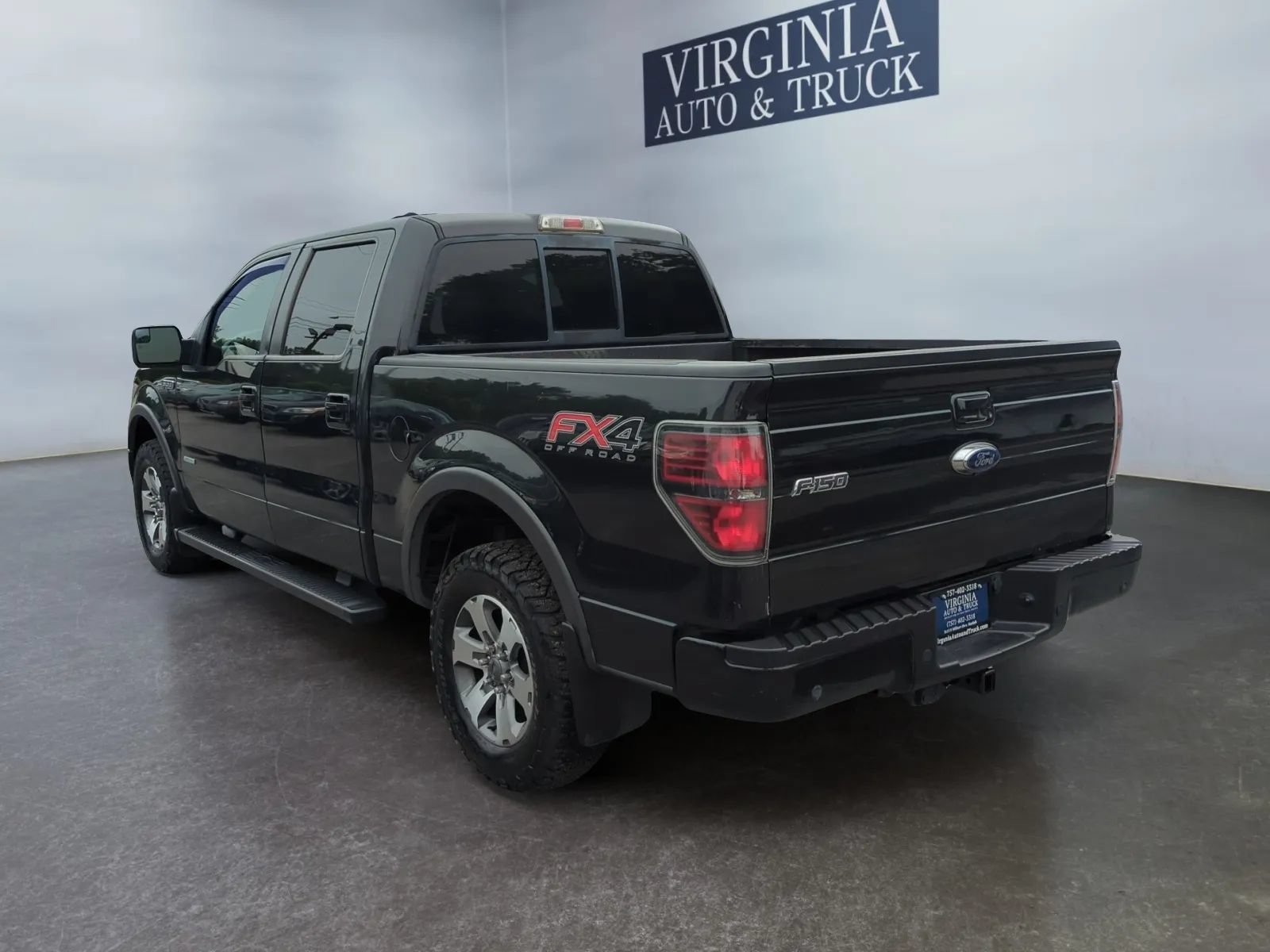 Used 2014 Ford F150 FX4 w/ Equipment Group 402A Luxury AWD/4WD image 7
