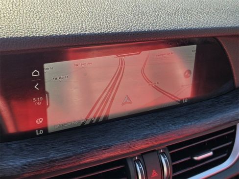 Used 2022 Alfa Romeo Stelvio Sprint image 22