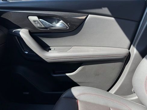 Used 2022 Chevrolet Blazer RS w/ Enhanced Convenience Package image 23