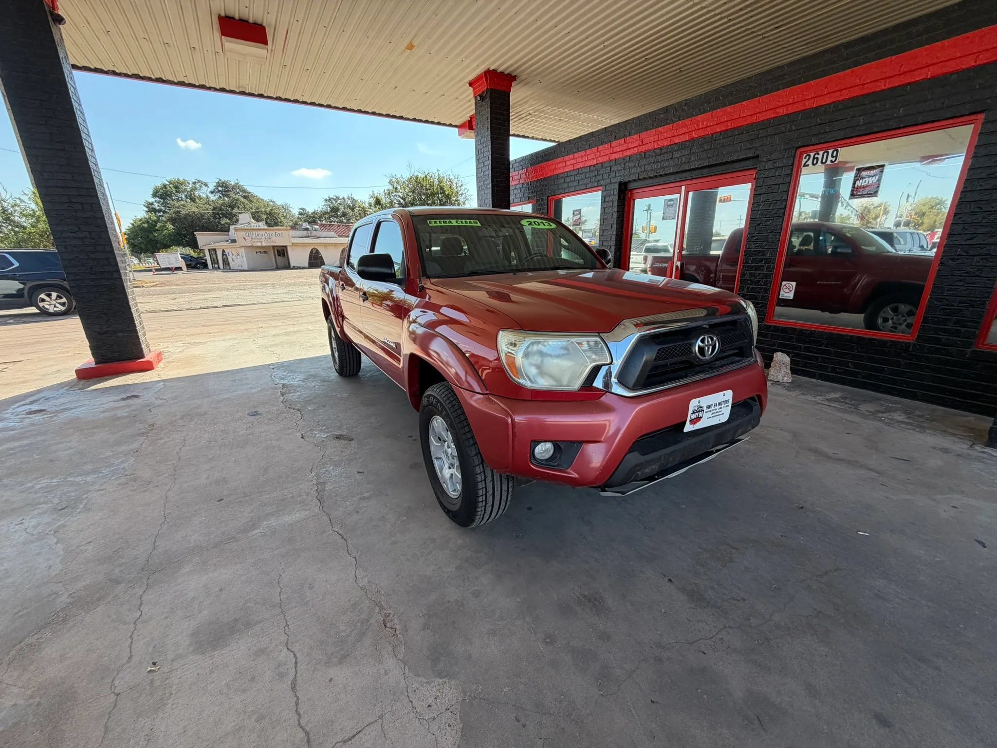 Used 2013 Toyota Tacoma PreRunner w/ TRD Off-Road Pkg RWD image 4