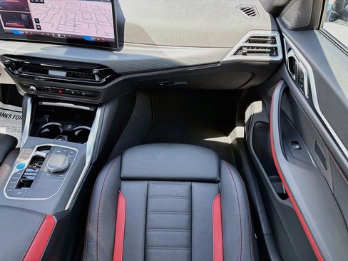 New 2026 BMW i4 eDrive40 RWD image 18