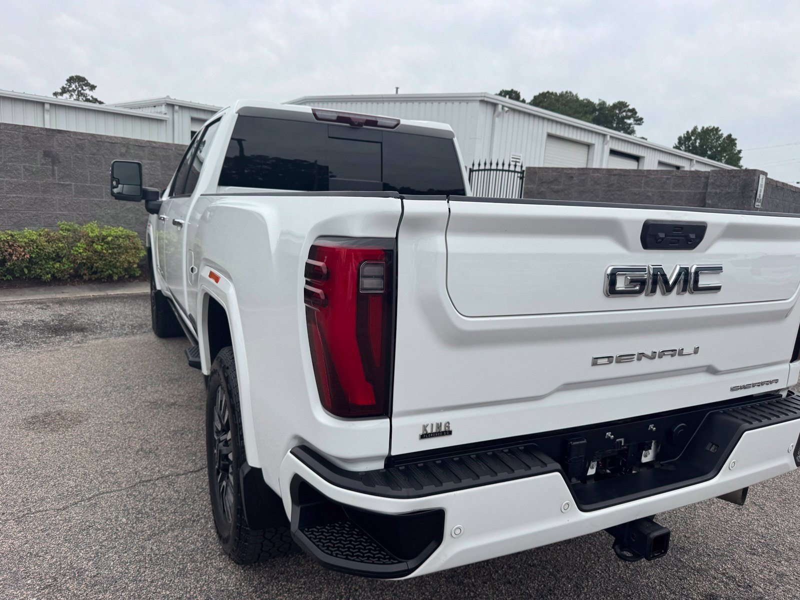 Used 2024 GMC Sierra 2500 Denali Ultimate AWD/4WD image 15