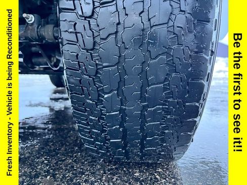 Used 2022 Jeep Wrangler Unlimited Sahara w/ Cold Weather Group image 27