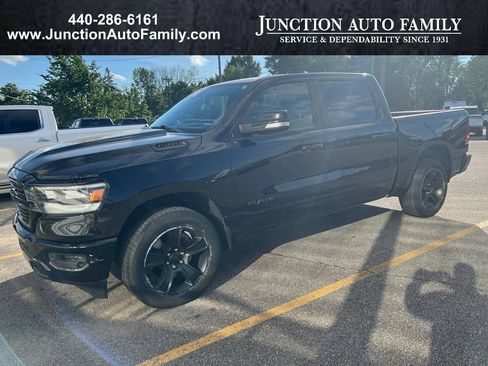 Used 2020 RAM 1500 Big Horn AWD/4WD image 1