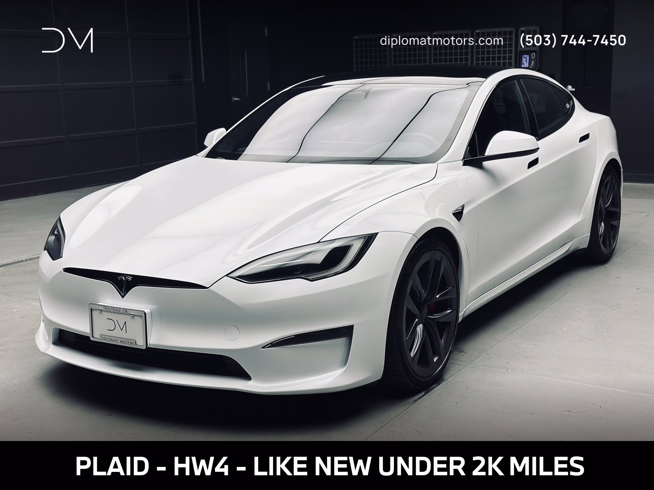 Used 2024 Tesla Model S Plaid AWD/4WD image 1