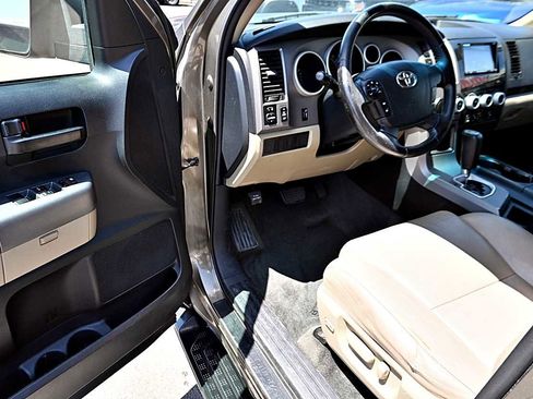 Used 2012 Toyota Sequoia SR5 RWD image 20