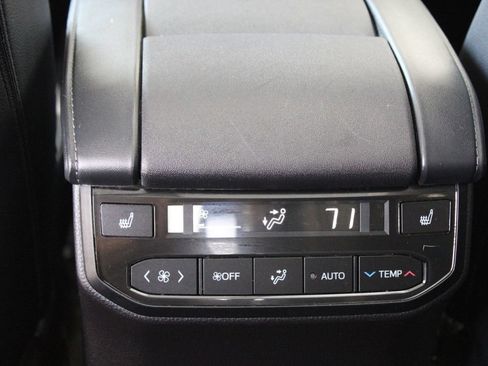 Certified 2026 Toyota Highlander Platinum AWD/4WD image 57