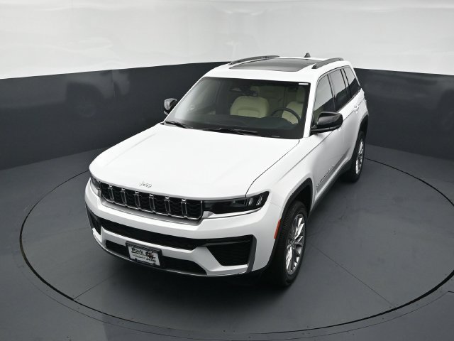 New 2027 Jeep Grand Cherokee Limited AWD/4WD image 13