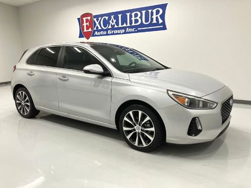Used 2019 Hyundai Elantra GT w/ Style Package 02 FWD image 8