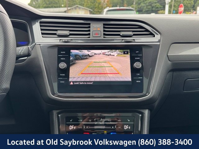 Certified 2024 Volkswagen Tiguan SE R-Line AWD/4WD image 41