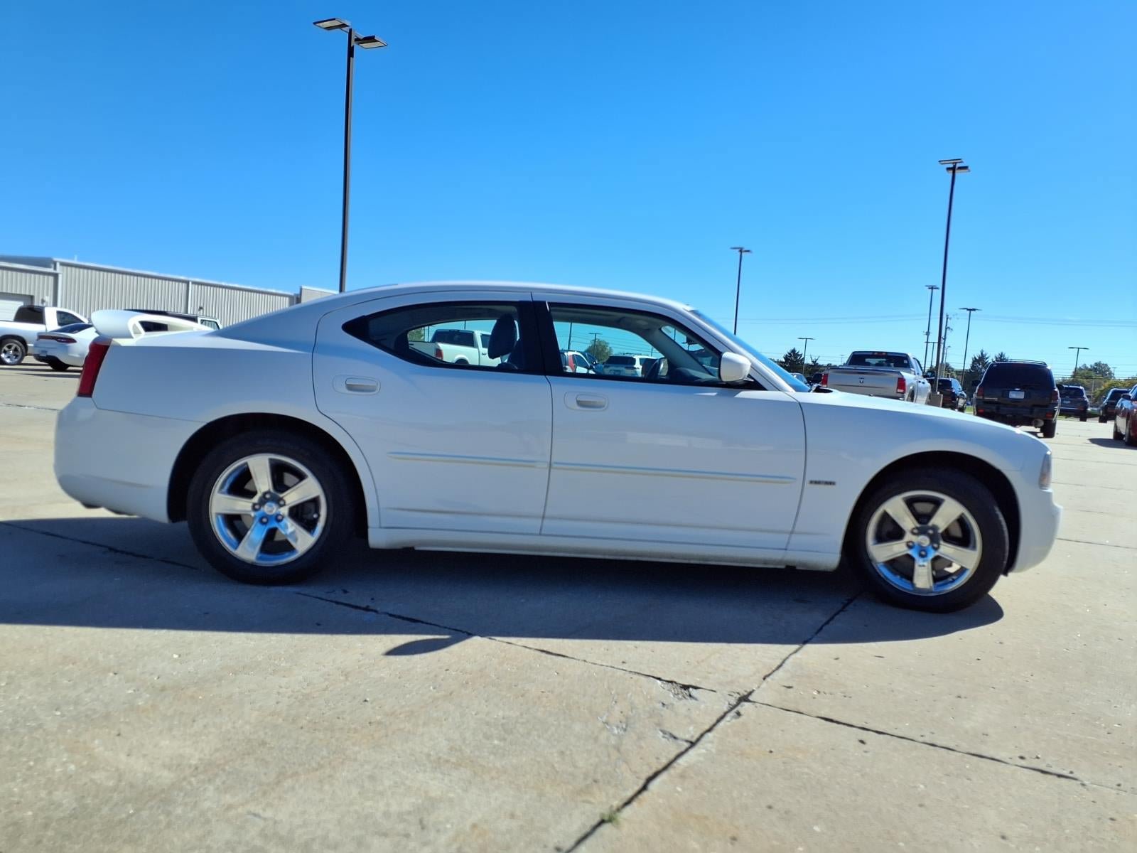 Used 2010 Dodge Charger R/T RWD image 25