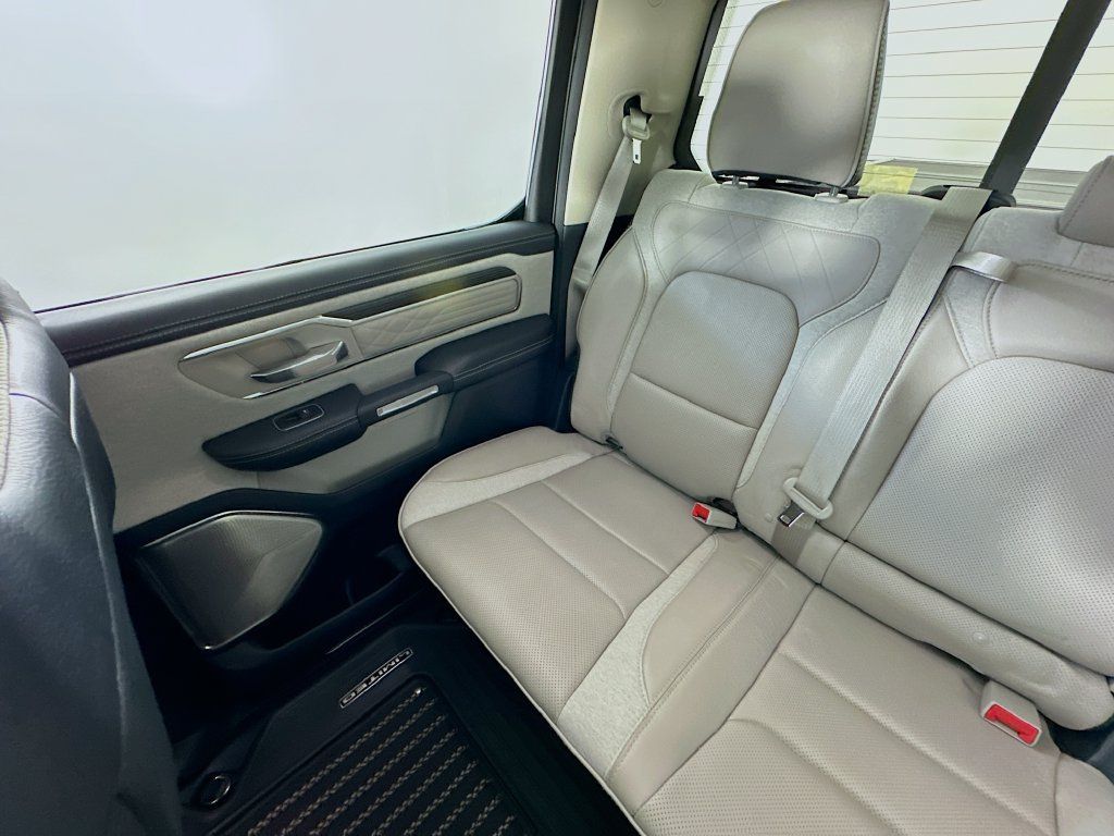 Used 2024 RAM 1500 Limited AWD/4WD image 12