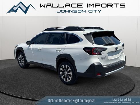 Used 2023 Subaru Outback Limited AWD/4WD image 3