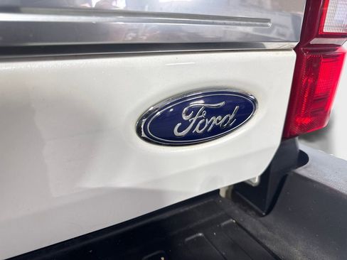 Used 2022 Ford F250 Platinum w/ Snow Plow Prep Package image 23