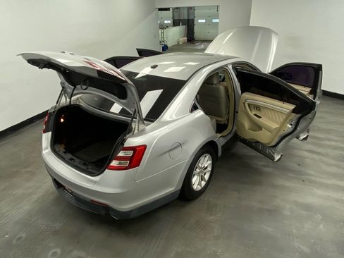 Used 2013 Ford Taurus SE image 47