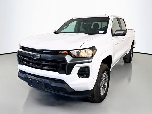 Used 2023 Chevrolet Colorado LT image 4