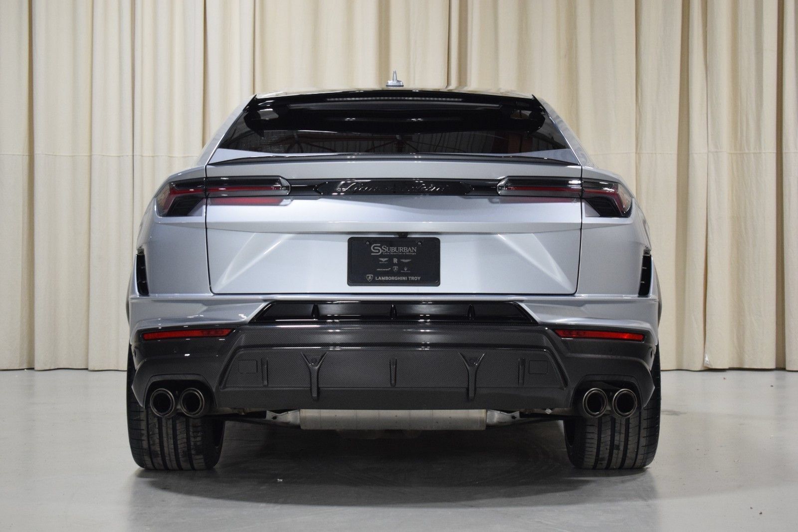Used 2024 Lamborghini Urus Performante AWD/4WD image 13