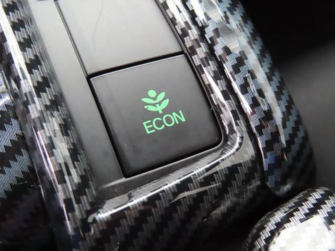 Used 2020 Honda Civic Sport image 6