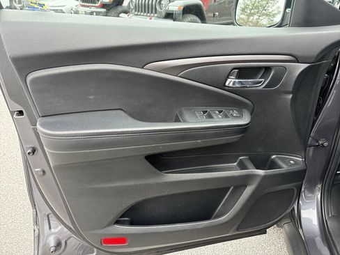 Used 2020 Honda Ridgeline RTL image 24