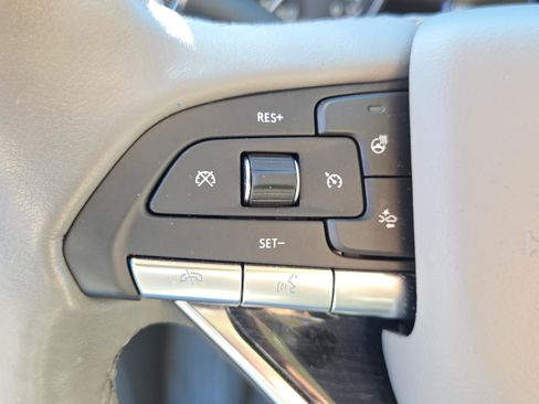 Used 2024 Cadillac XT6 Premium Luxury w/ Technology Package image 22