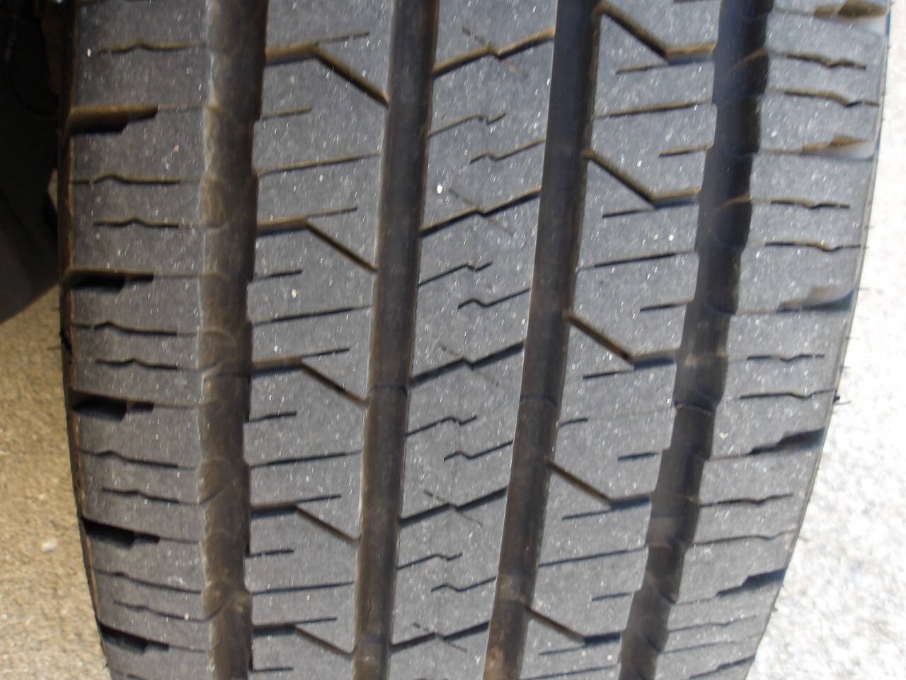 Used 2012 Ford Escape XLS FWD image 7