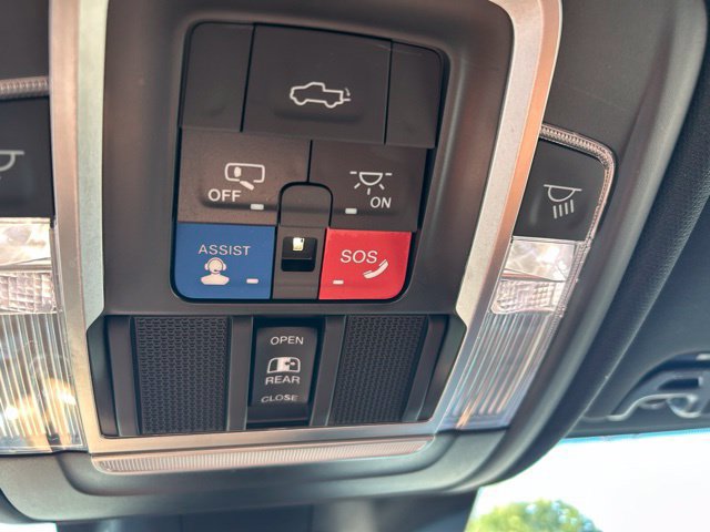 Used 2021 RAM 3500 Limited AWD/4WD image 34
