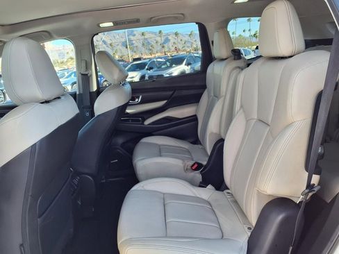 Certified 2022 Subaru Ascent Limited w/ Technology Package image 25