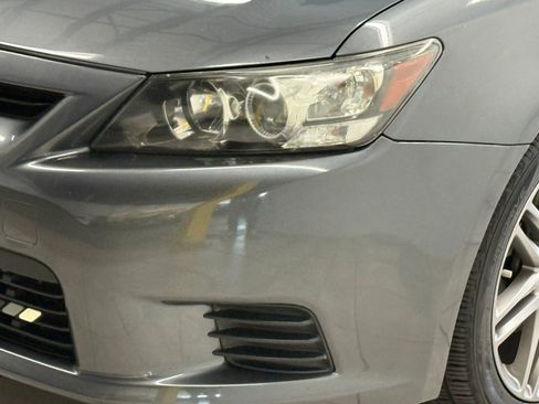 Used 2011 Scion tC image 4