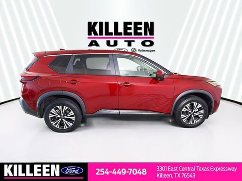 Used 2023 Nissan Rogue SV FWD image 9